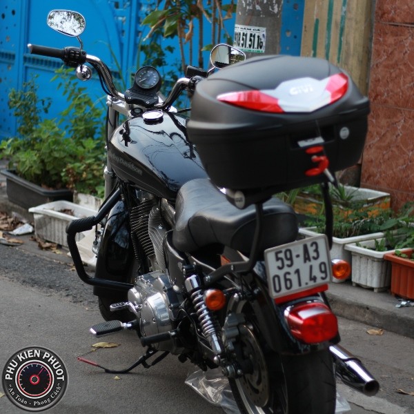 thung givi b360n gan xe Harley-Davidson Sportster 883