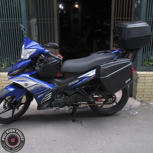 exciter 2011 gan thung e22n va thung sau e20n, k10n