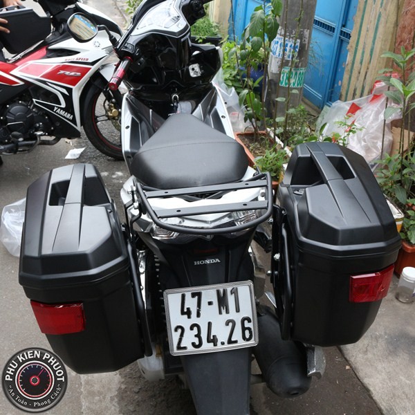 thung hong moto xe may E22N