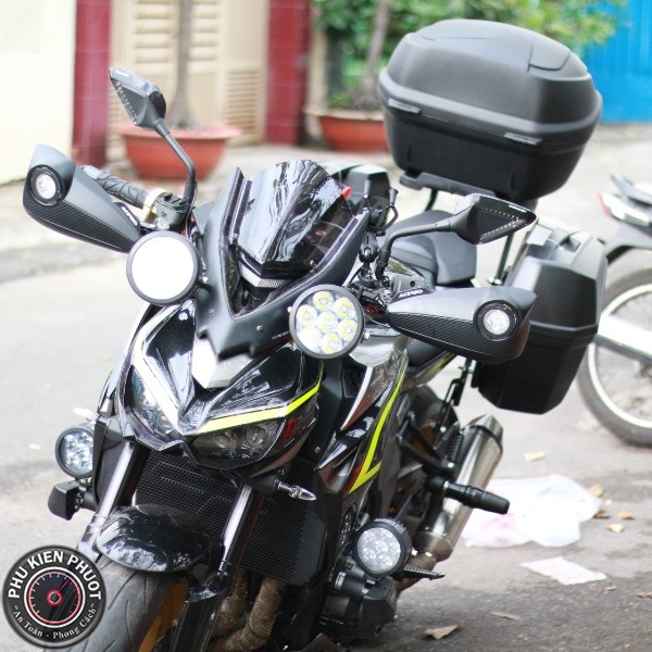 z1000 gan thung hai ben givi e22n va thung sau b360nt