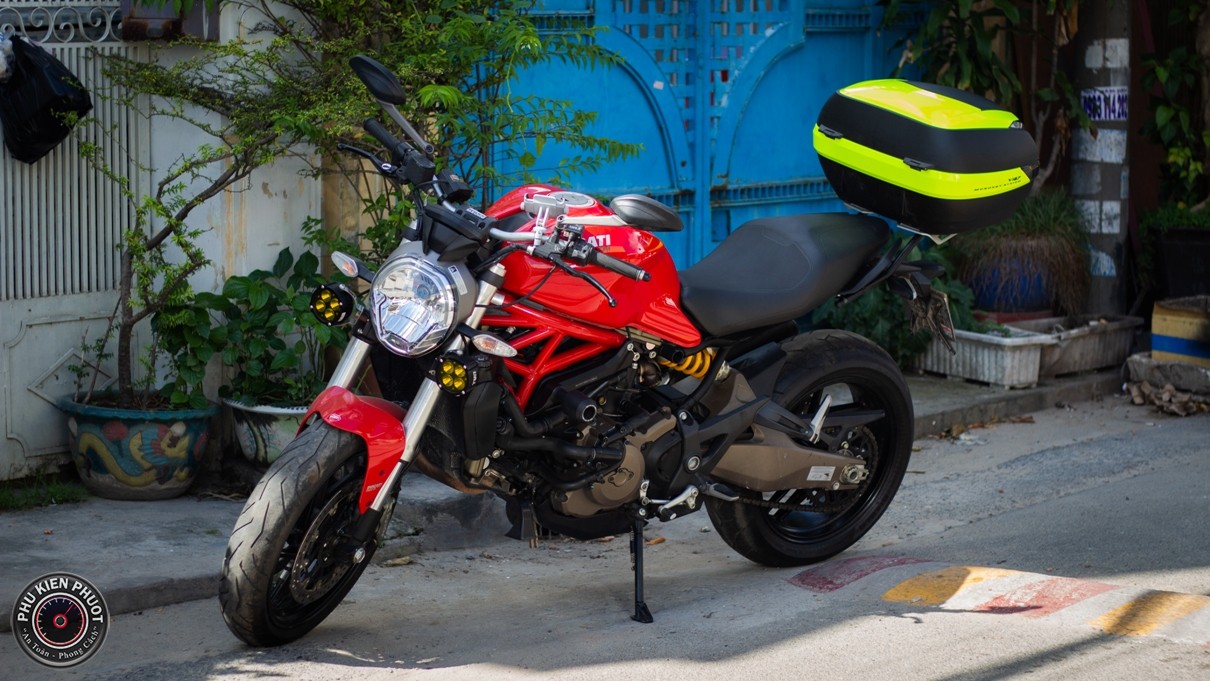 thùng xe ducati 821